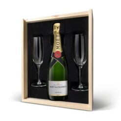 Champagnepakke med glas - Moët & Chandon Brut - trykt trækasse